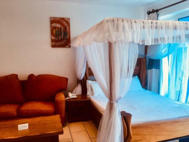 Bamburi Beach Studio Apartment B41 Экстерьер фото